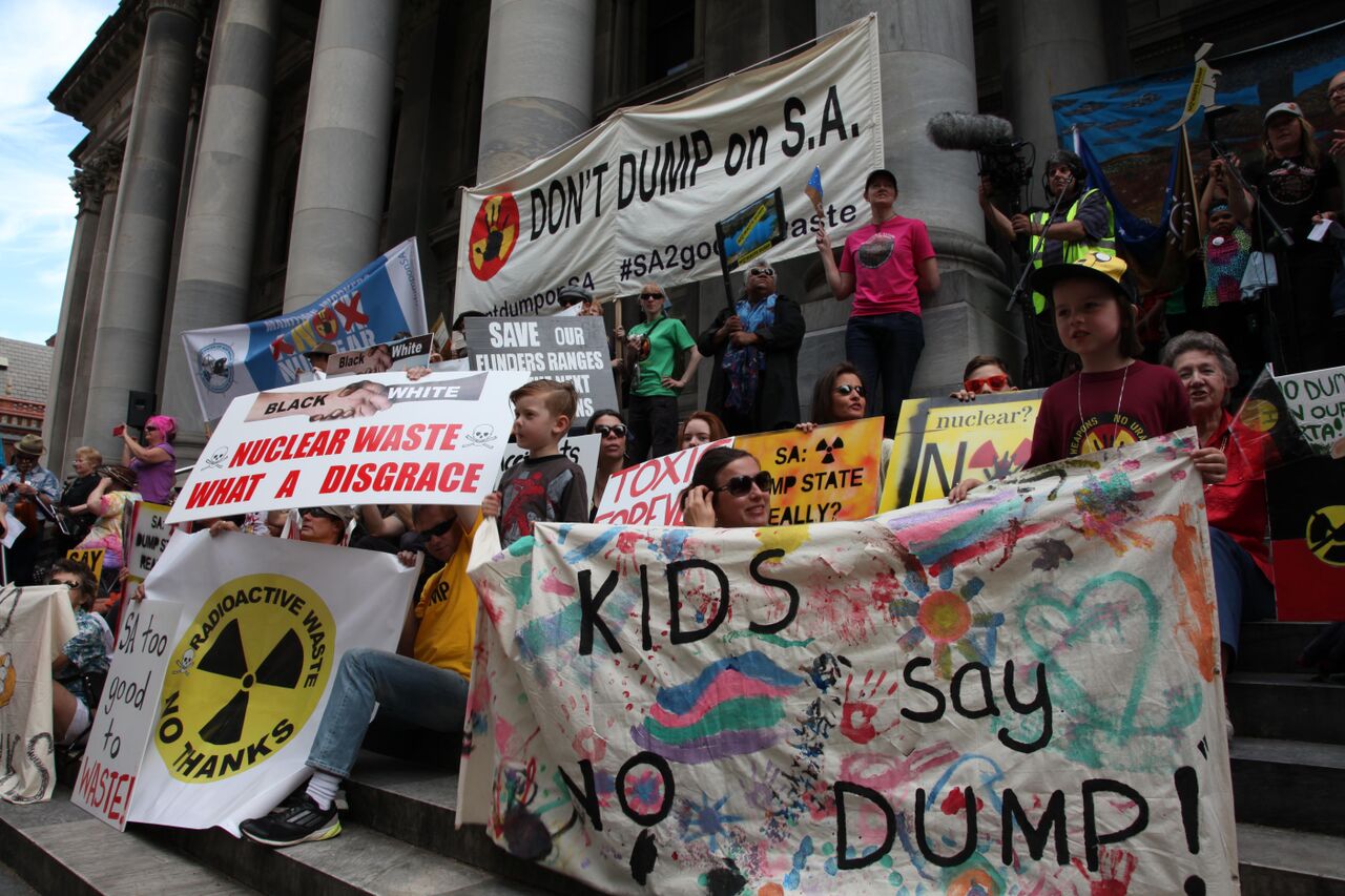No Dump Alliance protest in Adelaide