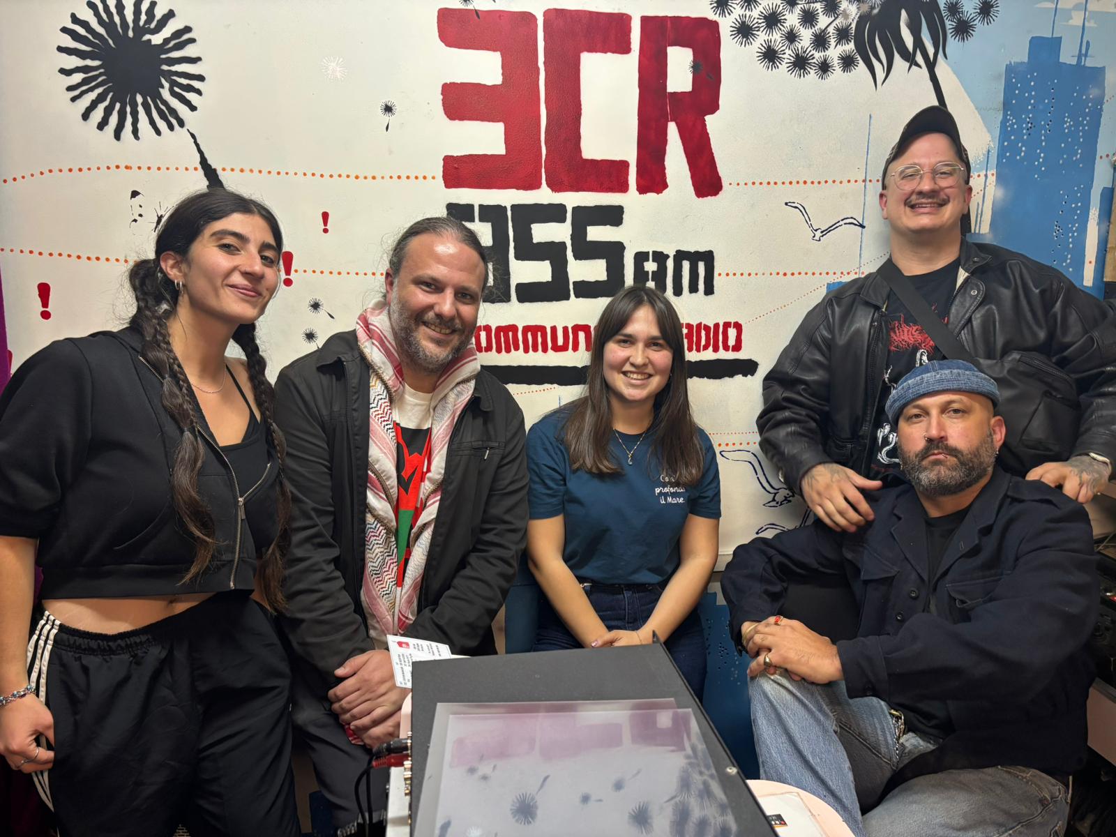 Radio FILEF team with guest Grazia Pisano