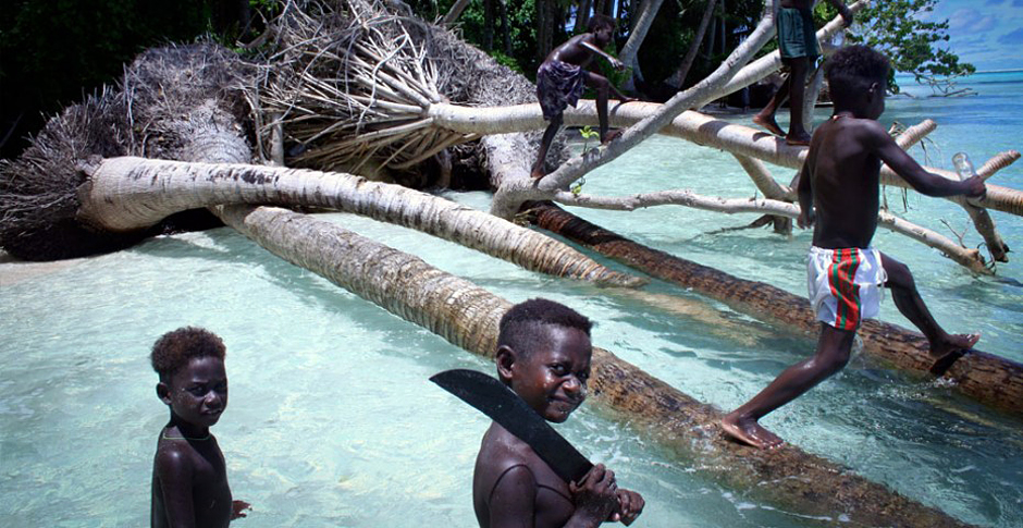 (Featured Image: Carteret Islands. Tulele Peisa)