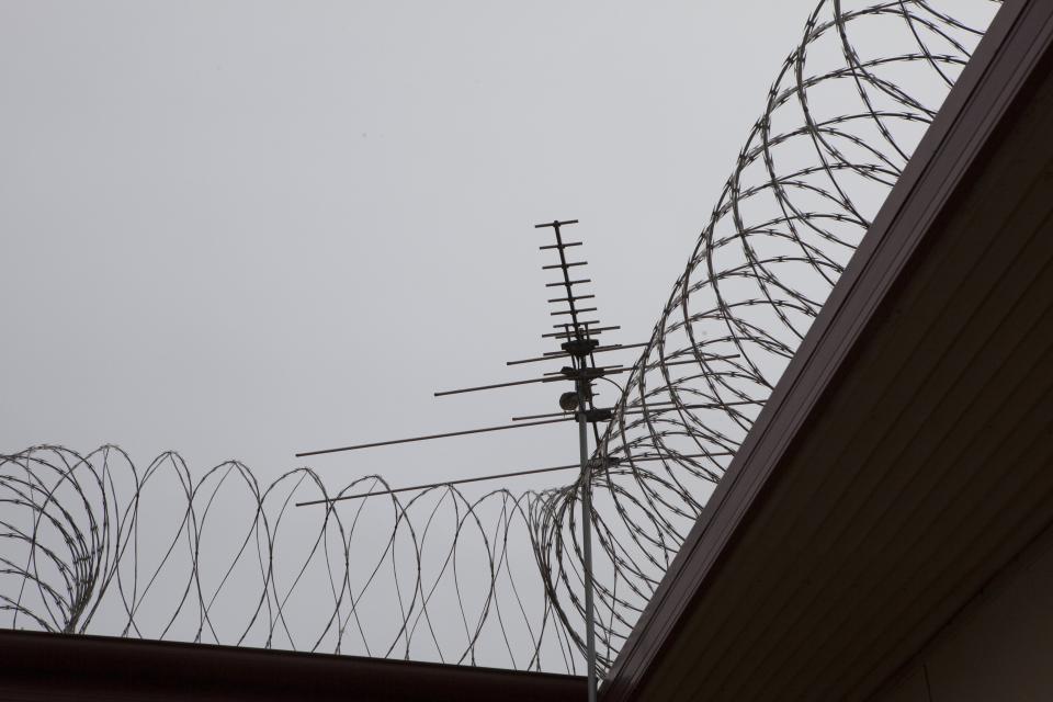 Prison wire