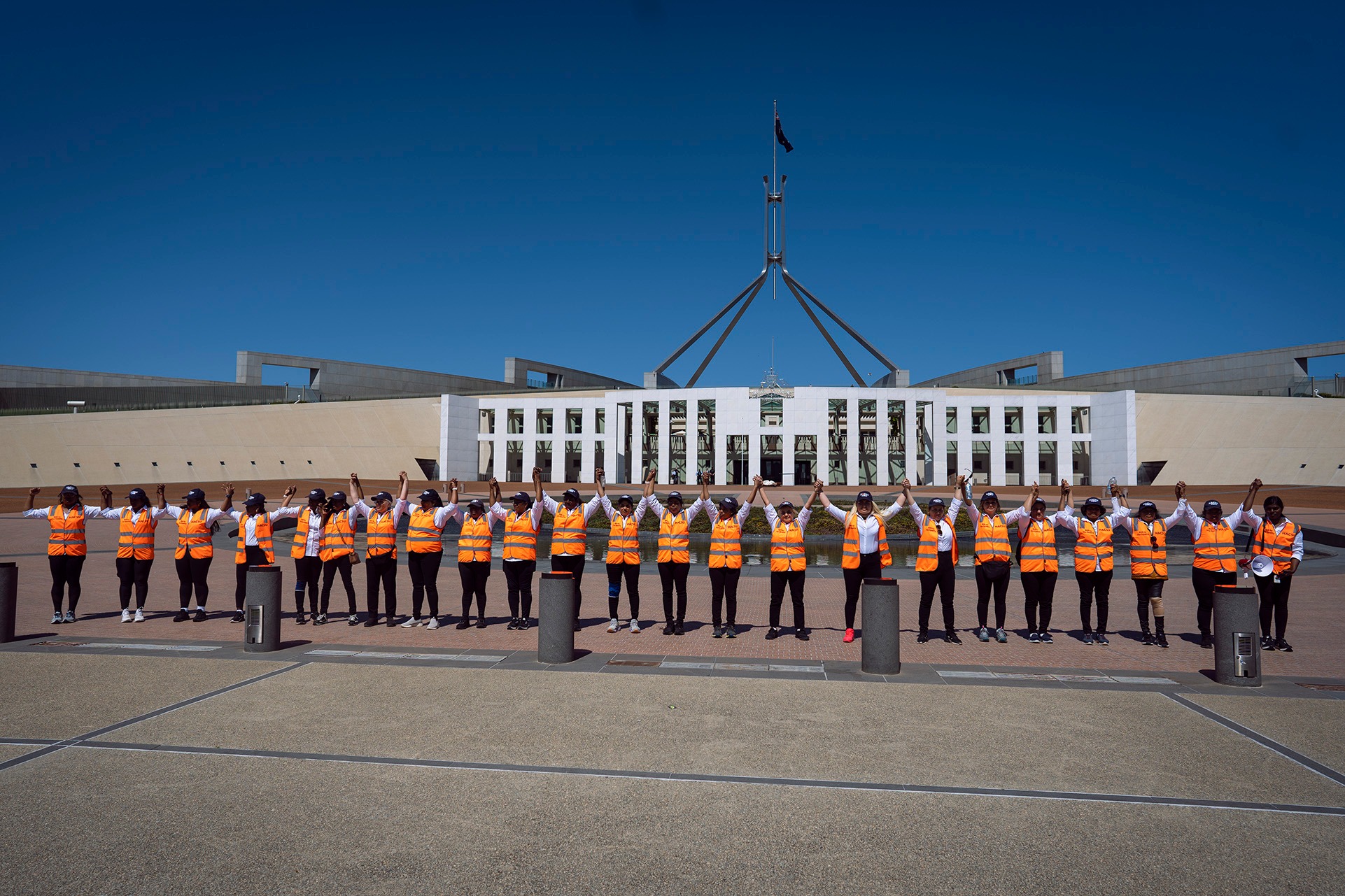 Refugee WAVE at Parliament in Canberra. Image: Refugee Wave