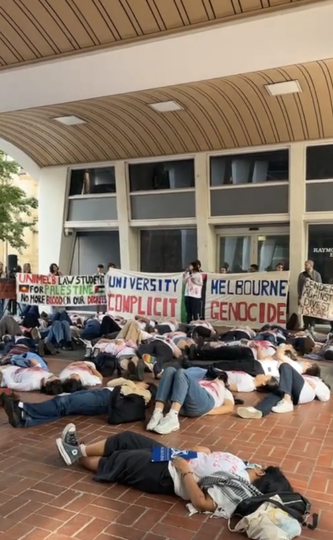 UniMelb for Palestine die-in on campus. Image: @unimelbforpalestine