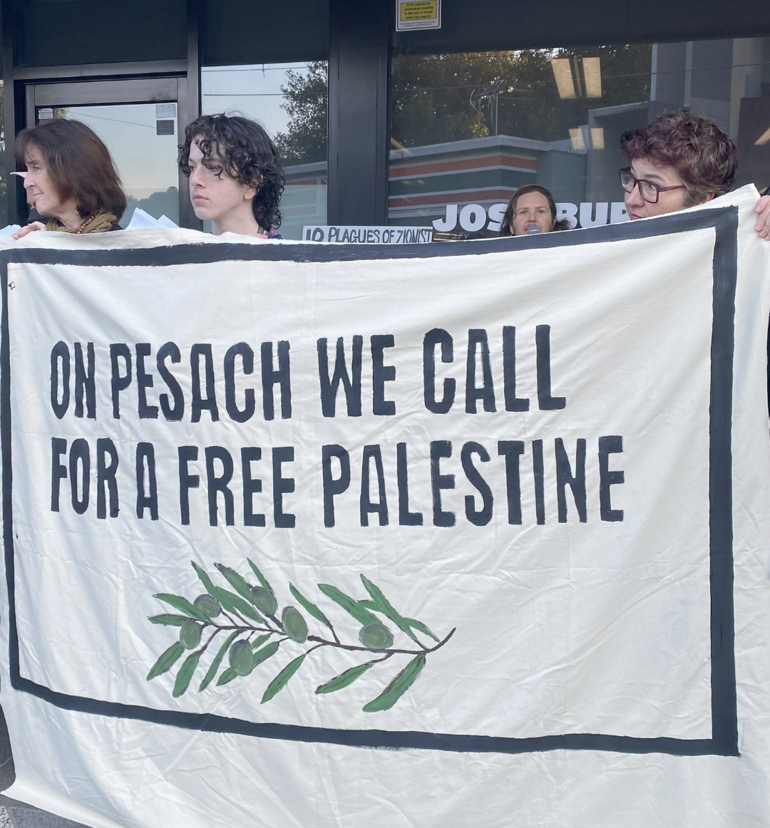 Protest Seder at Josh Burns' office. Image: @loudjewcollective