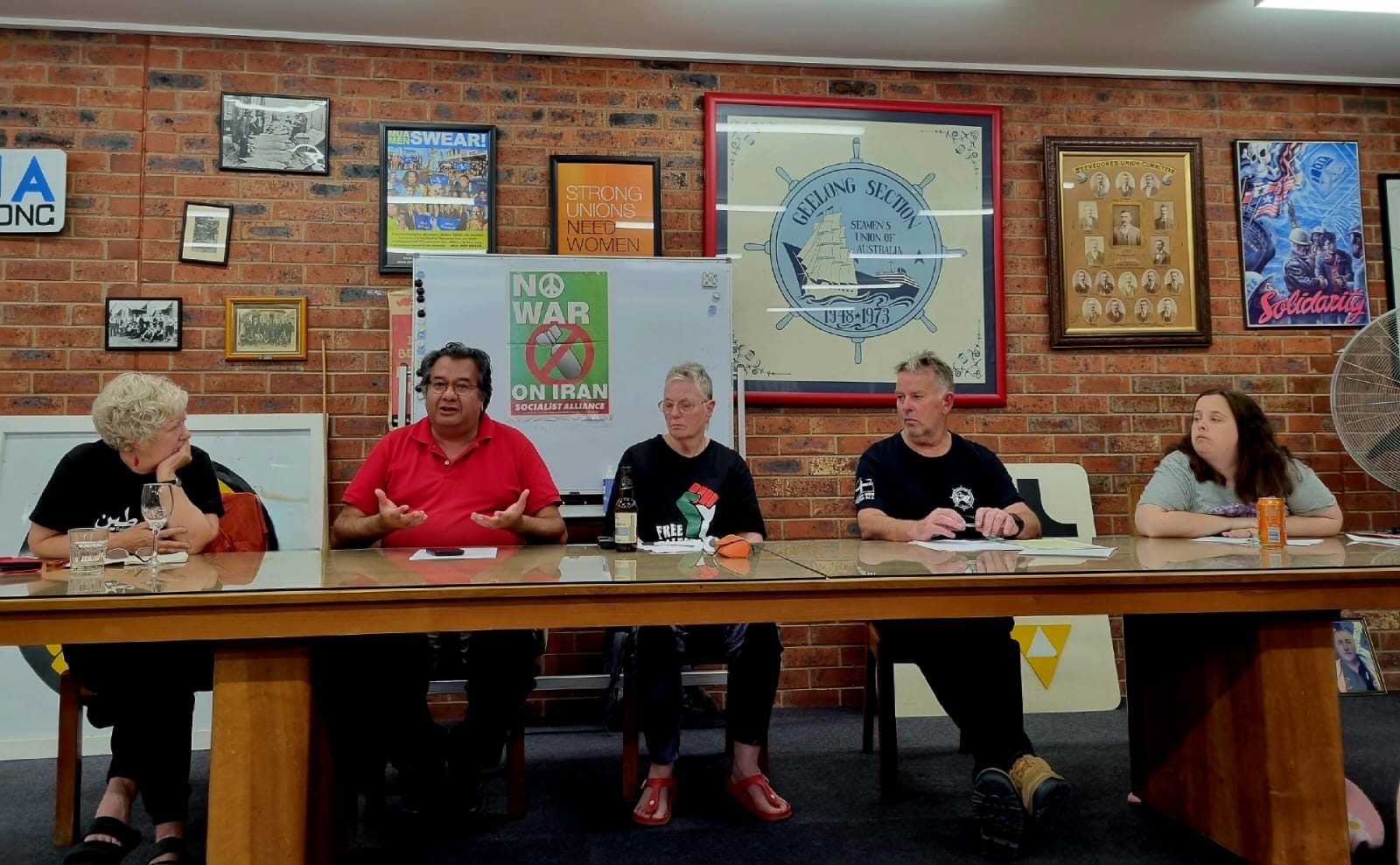 Stop the War in Iran Public Meeting (from left to right): Sue Bull, Ali Keshtkar, Jamie Jeffrey, Dave Ball and Sarah Hathway
