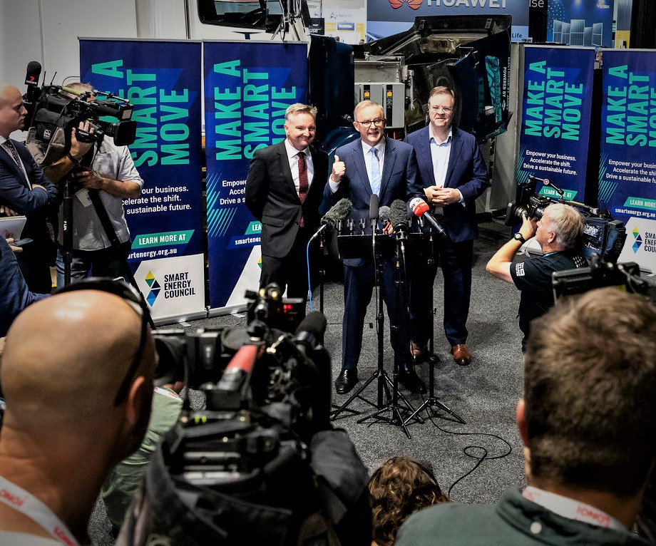 Chris Bowen Anthony Albanese John Grimes at Smart Energy Council Conference May 5th 2022