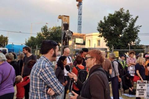 Annie McLoughlin at the Tunnel Picket. Photo by Sean Bedlam.