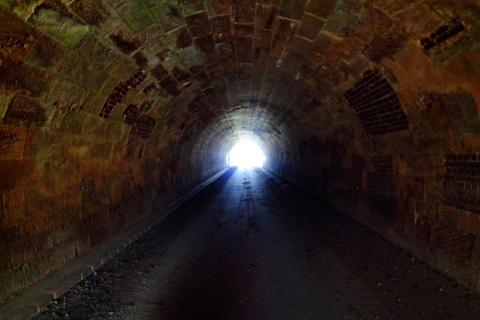 Light at the end of the tunnel (Photo by Stiller Beobachter from Ansbach, Germany, CC BY 2.0, via Wikimedia Commons)
