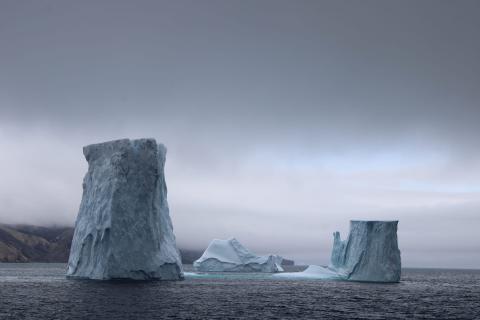 Antarctic icebergs (Photo by Jarrod McKenna)