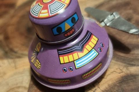 Tin robot