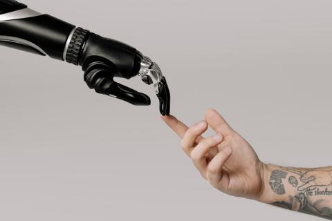Bionic hand and Human Finger Pointing - AI