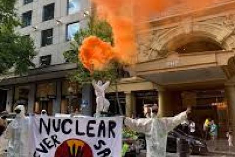 Anti-nuclear protest outside BHP offices in Naarm/Melbourne, March 12. Photo: Old Country Calling.