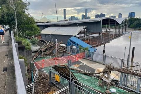 Derelict 'Drift restaurant' blocking the Bicentennial Bikeway, Brisbane River flood, March 2022, Credit: Turnstyle Community Bike Shed