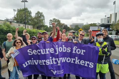 NTEU strike at University of Sydney. Image: Green Left.
