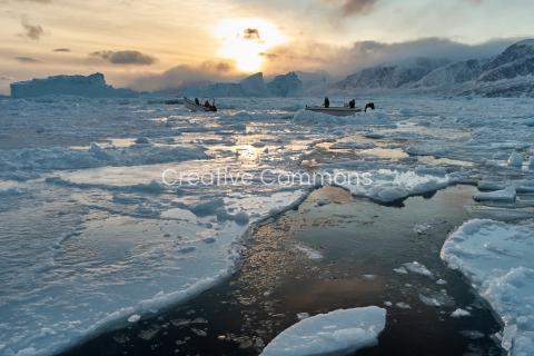 Arctic fishermen Photo: Adam Sebire Climate Visuals Uumannaq