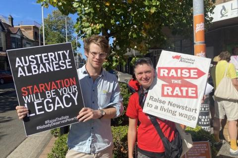 At the Raise the Rate protest outside Anthony Albanese electorate office. Photo: Isaac Nellist (Green Left Weekly)