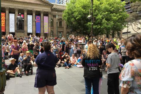 Merrin & Jay Wake speaking at the Trans Pride Rally Melbourne in front of the State Library of Victoria on Sunday 13 November.
