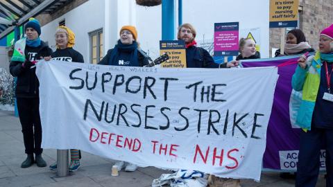 UK Nurses Strike for Pay Rise